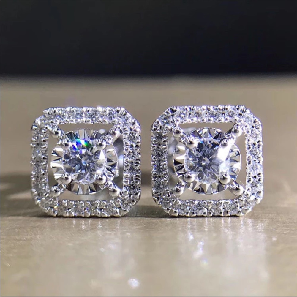 New Women’s Round Gems Diamond Earrings